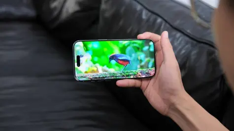 iPhone Air màn hình bao nhiêu Hz? Pin mấy giờ?