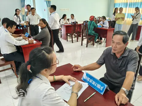 Ngày hội Tư vấn pháp luật miễn phí trong vùng đồng bào dân tộc thiểu số
