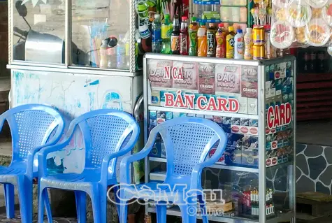 Nhiều vi phạm trong trưng bày, mua bán sản phẩm thuốc lá