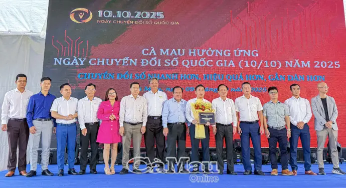 Nhiều hoạt động trong chương trình “Cà Mau hưởng ứng ngày Chuyển đổi số quốc gia 2025”