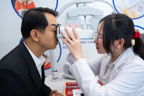 Từ lời hứa “An Tâm” đến cảm nhận thực tại Kính Hải Triều