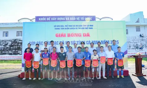 Khai mạc Giải bóng đá Cúp các Câu lạc bộ cơ sở tỉnh Cà Mau năm 2025