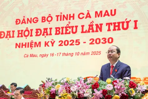 Đoàn kết, sáng tạo, bản lĩnh, trí tuệ, chung sức đồng lòng, quyết tâm xây dựng tỉnh Cà Mau phát triển toàn diện (*)