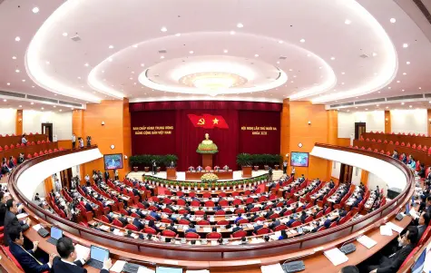 Bộ Chính trị quy định tiêu chuẩn giới thiệu cán bộ ứng cử chức vụ cao hơn