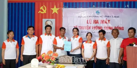Đất Mũi ra mắt Tổ truyền thông cộng đồng điểm
