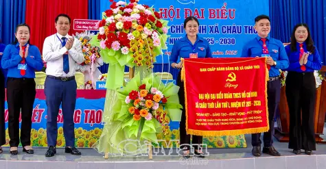 Xây dựng thế hệ trẻ “vừa hồng, vừa chuyên”, đủ sức đảm đương nhiệm vụ mới