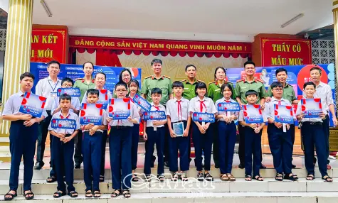 Lan tỏa chiến dịch “Không một mình - Cùng nhau an toàn trực tuyến”