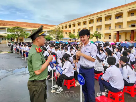 Trang bị kiến thức công nghệ số cho người dân