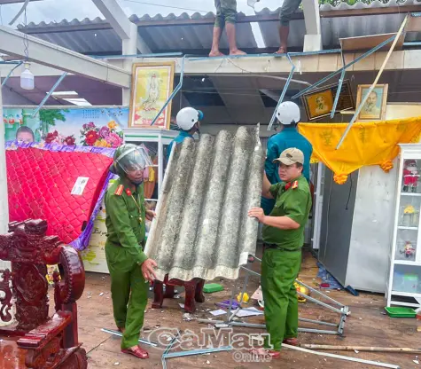 Lốc xoáy cường độ mạnh gây thiệt hại tại xã Thanh Tùng