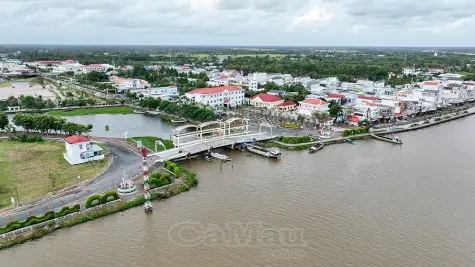 Đóng toàn bộ hệ thống cống ngăn triều cường Rằm tháng 9 âm lịch