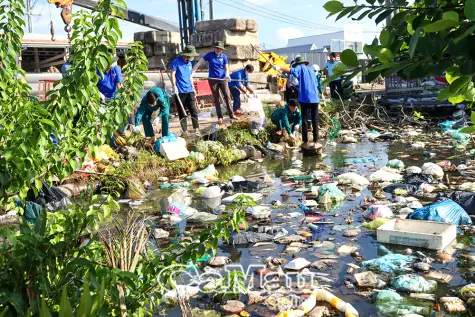 Tuổi trẻ Khánh Lâm xóa điểm ô nhiễm, lan tỏa lối sống xanh