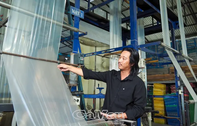 Tái sinh vòng đời mới cho rác thải nhựa