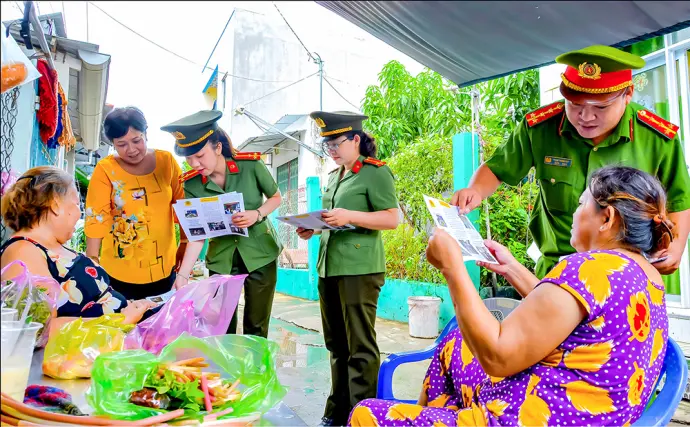 Phụ nữ Công an Cà Mau: Giỏi việc nước, đảm việc nhà
