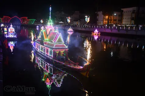 Đặc sắc Lễ hội Ok Om Bok của đồng bào Khmer