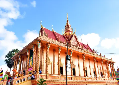 Chùa Xiêm Cán - điểm du lịch đậm sắc màu Khmer