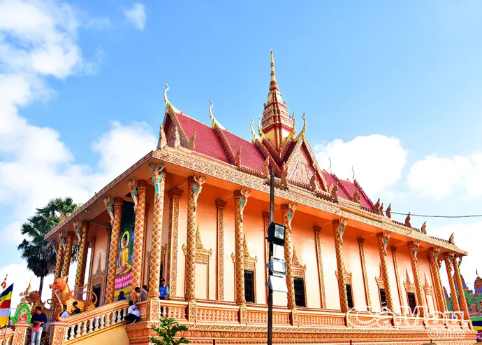 Chùa Xiêm Cán - điểm du lịch đậm sắc màu Khmer