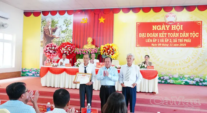 Phấn khởi Ngày hội Đại đoàn kết dân tộc liên Ấp 1 và Ấp 2, xã Trí Phải