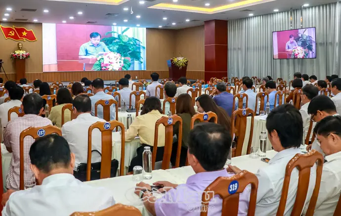 Ban Thường vụ Tỉnh uỷ Cà Mau thông báo nhanh kết quả Hội nghị BCH Trung ương 14 (khóa XIII)