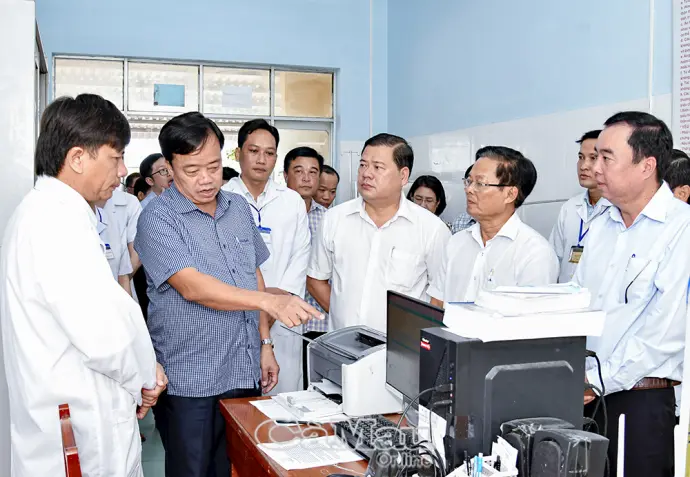 Y tế cơ sở phải thay đổi mang tính đột phá