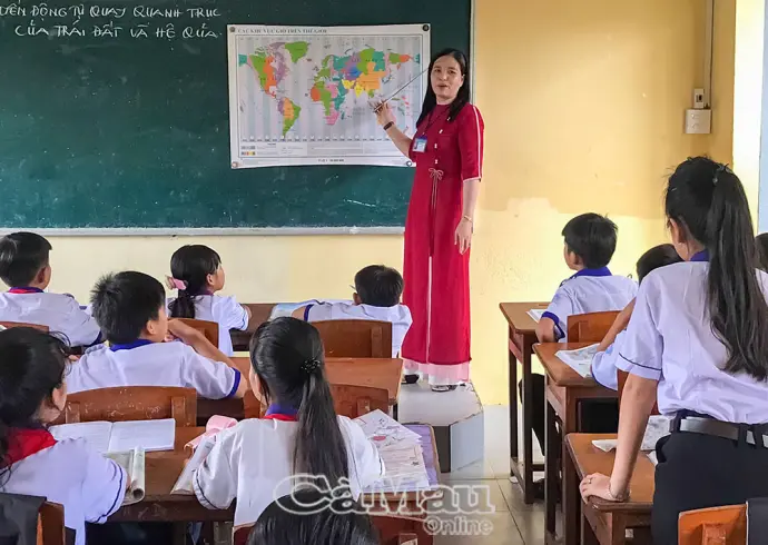 Cô Nguyễn Thuỳ Giao hơn 20 năm gieo trồng “hoa thơm, trái ngọt”