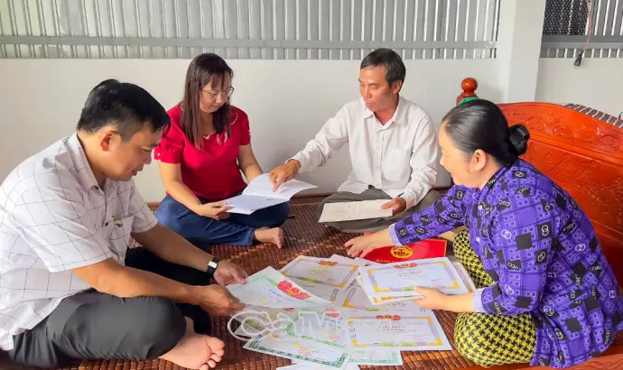 Chăm lo người nghèo, gắn kết cộng đồng