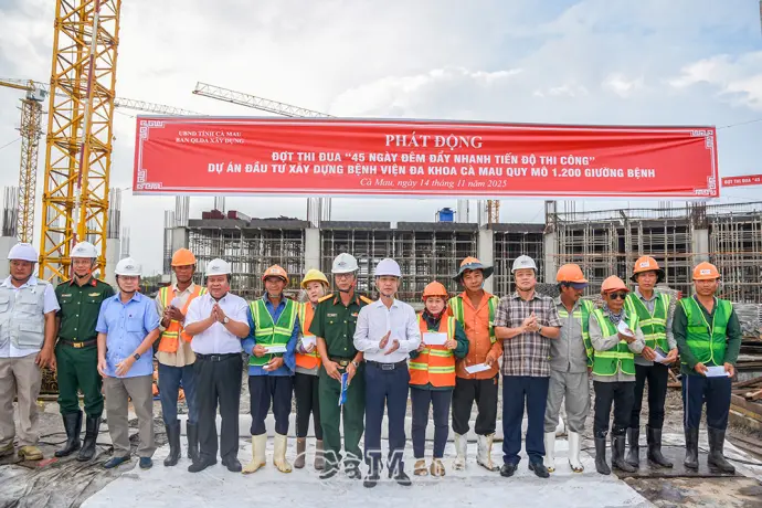 “45 ngày đêm đẩy nhanh tiến độ thi công” Bệnh viện Đa khoa Cà Mau 