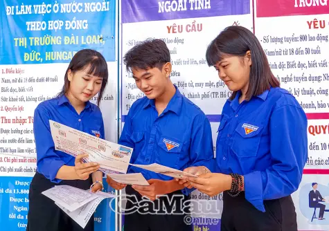 Cộng tác viên giúp lao động tiếp cận việc làm chính thống