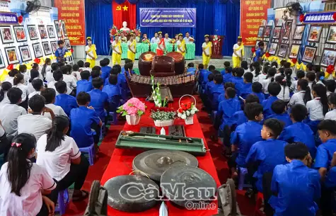 Nhạc Ngũ âm - Linh hồn văn hoá người Khmer Cà Mau