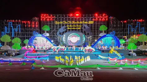 Tổng duyệt chương trình khai mạc Ngày hội Cua Cà Mau