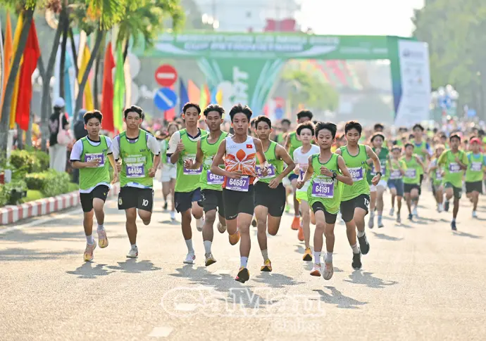 Một giải chạy - hai hành trình