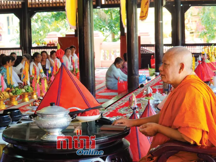 គំរូភ្លឺស្វាង “ជីវិតល្អ បវរសាសនា”