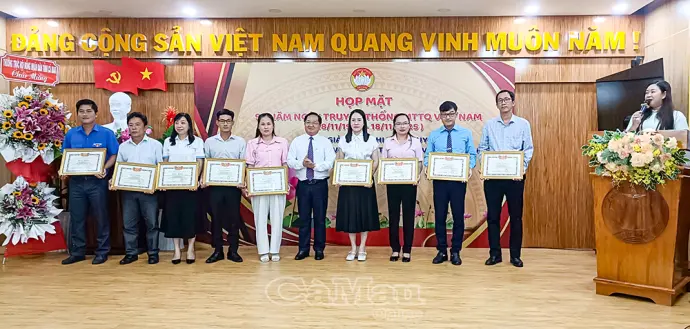 Họp mặt Kỷ niệm 95 năm Ngày truyền thống MTTQ Việt Nam