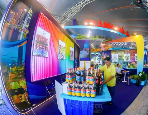 “Tinh hoa OCOP quy tụ” tại Ngày hội Cua