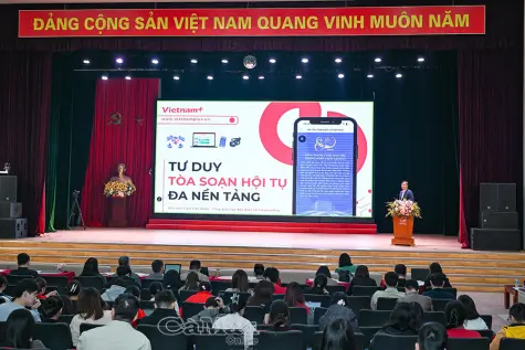 Hơn 2.000 học viên tham dự tập huấn mô hình chuyển đổi số báo chí