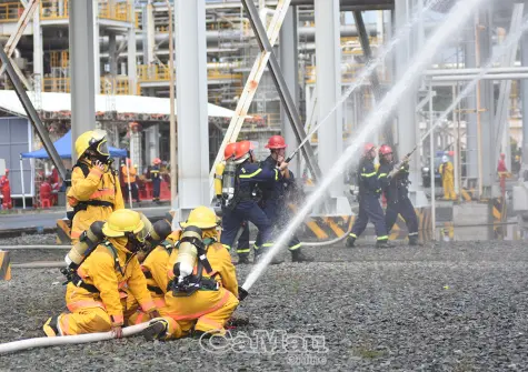 Nhà máy Đạm Cà Mau diễn tập ứng phó sự cố cháy và rò rỉ amonia do khủng bố