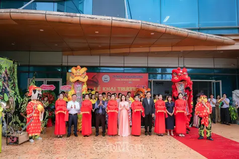 Ra mắt Trung tâm Ngoại ngữ Himawari tại Cửu Long Plaza, Cà Mau