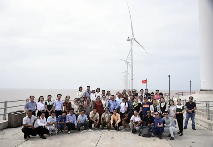 Khởi sắc về lượng khách và doanh thu