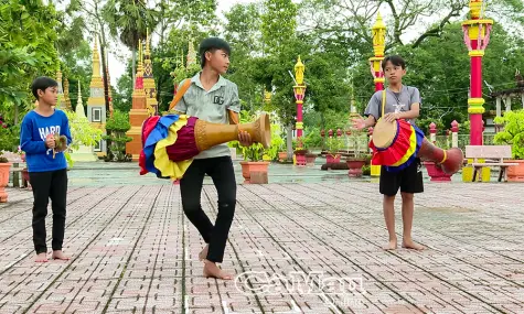 Phát triển đội, nhóm nghệ thuật Khmer gắn với phát triển du lịch