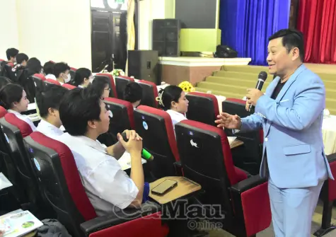 Hơn 600 sinh viên được trang bị kỹ năng mềm