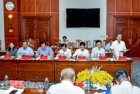 Ban Thường vụ Tỉnh uỷ Cà Mau kiểm điểm tự phê bình và phê bình cuối năm