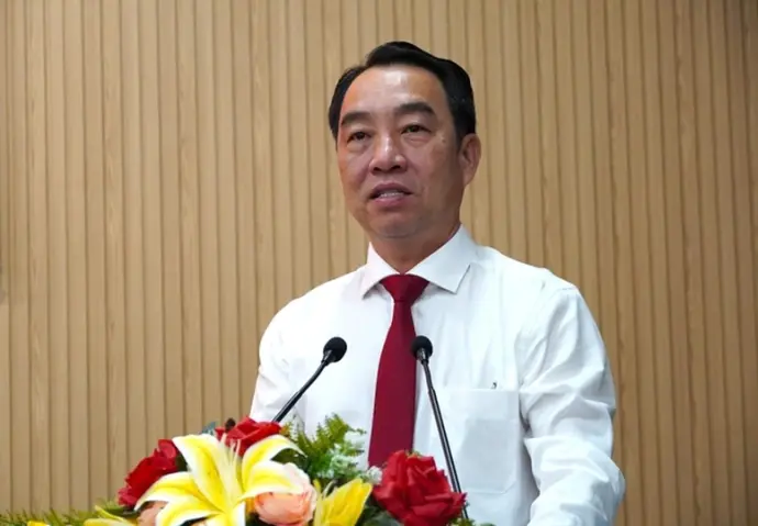 Phê chuẩn kết quả bầu, miễn nhiệm chức vụ Chủ tịch UBND tỉnh Cà Mau