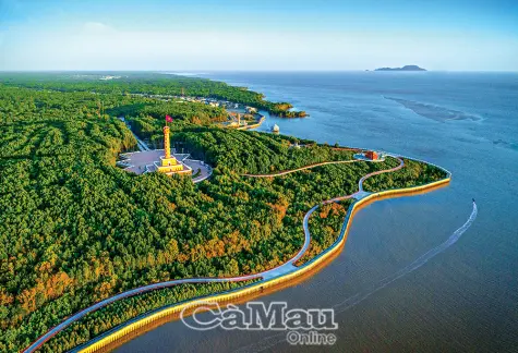 Cà Mau anh dũng và nghĩa tình