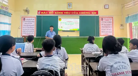 Viết tiếp sức bật tuổi hồng