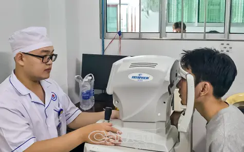 Chặt chẽ khám sức khoẻ nghĩa vụ quân sự