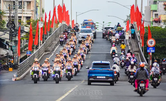 Công an Cà Mau ra quân cao điểm bảo đảm an ninh, an toàn xã hội