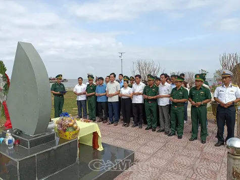 Khơi dậy niềm tự hào truyền thống cách mạng