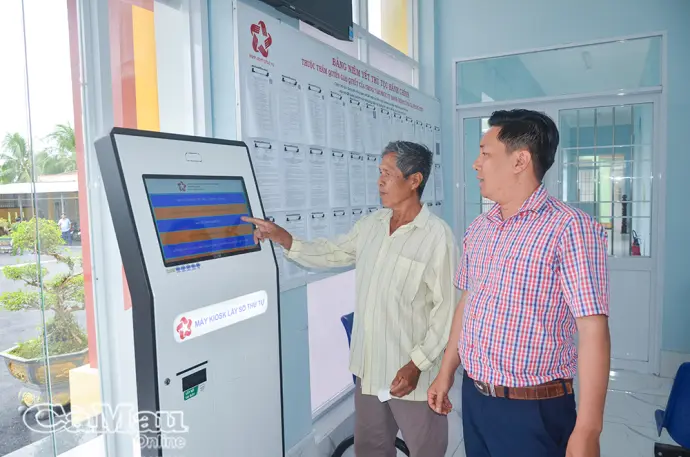 Phổ cập tri thức số cho người dân