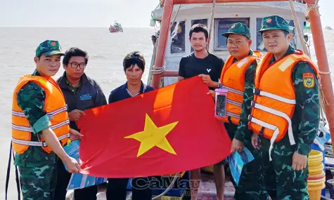 Tăng cường tuần tra, tuyên truyền chống khai thác IUU