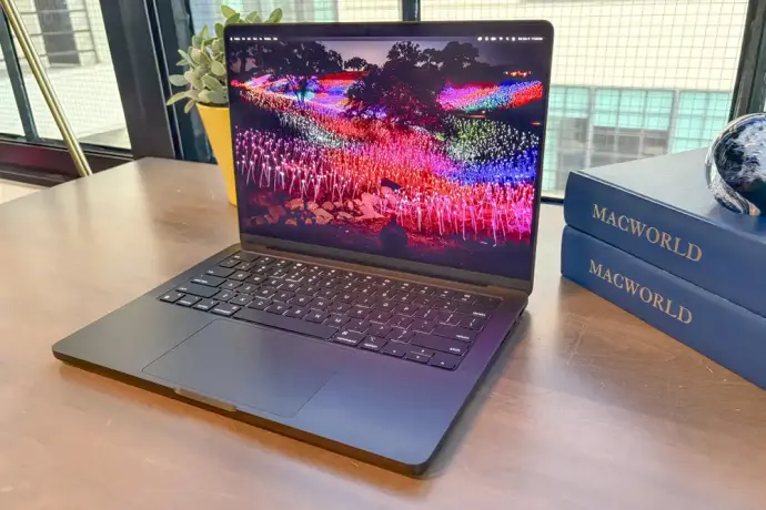 MacBook Pro M5 có gì mới? Đánh giá nâng cấp hiệu năng, màn hình và AI