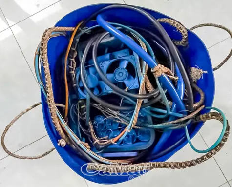 Bắt quả tang tàu cá dùng kích điện khai thác tận diệt